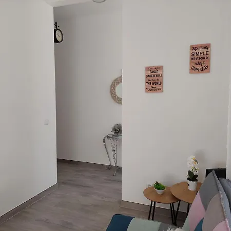 Casa Amarela: Conforto E Localizacao Perfeita! Faro